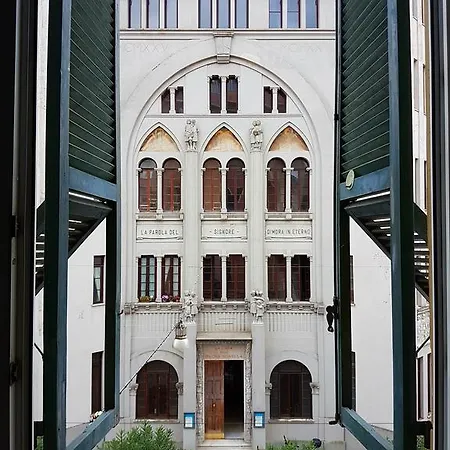La Dame Apartmán